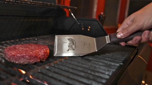 5 of the best grilling tools I swear by for the best burgers: Like this Mercers Hells Handle grilling spatula